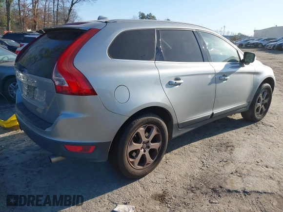2012 Volvo XC60 3.2L с VIN YV4952DL0C2316433, выставлен на аукционе IAAI как лот 41496699 с пробегом 199 557 миль миль и . История ставок и продаж доступна на DreamBid. Изображение 4.