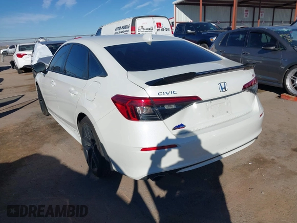 2024 Honda Civic Si z VIN 2HGFE1E5XRH474666, wystawiony jako IAAI lot #41505862 z przebiegiem 10 798 mil mil oraz . Historia ofert i sprzedaży dostępna na DreamBid. Obrazek 3.