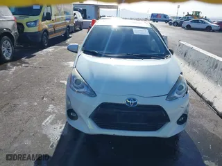 2015 Toyota Prius c One with VIN JTDKDTB35F1114505, listed as a IAAI auction lot 41159078 with 126,335 mi miles. Bid and sale history available at carsss.com. Image 17.