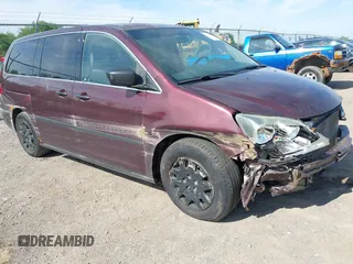 2008 Honda Odyssey LX z VIN 5FNRL38268B041400, wystawiony jako IAAI lot #42336906 z przebiegiem 252 823 mil mil oraz . Historia ofert i sprzedaży dostępna na DreamBid. Obrazek 1.