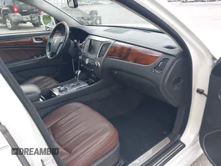 2013 Hyundai Equus Signature with VIN KMHGH4JH2DU059788, listed as a IAAI auction lot 42136278 with 68,672 mi miles and . Bid and sale history available at DreamBid. Image 5.