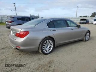 2009 BMW 7 Series 750Li with VIN WBAKB83519CY57123, listed as a Copart auction lot 53983255 with 155,802 mi miles and Salvage Title. Bid and sale history available at carsss.com. Image 3.