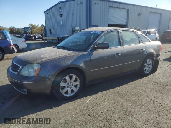 2005 Ford Five Hundred SEL with VIN 1FAFP24185G150138, listed as a Copart auction lot 78532624 with 121,538 mi miles and Salvage Title. Bid and sale history available at carsss.com. Image 1.