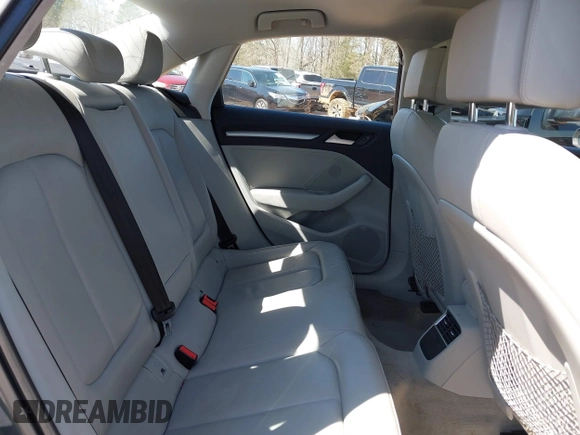 2015 Audi A3 Premium z VIN WAUACGFF2F1018600, wystawiony jako IAAI lot #41876887 z przebiegiem 99 006 mil mil oraz . Historia ofert i sprzedaży dostępna na DreamBid. Obrazek 8.