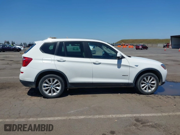 2015 BMW X3 xDrive28i with VIN 5UXWX9C52F0D56266, listed as a IAAI auction lot 42064154 with 52,233 mi miles. Bid and sale history available at carsss.com. Image 13.
