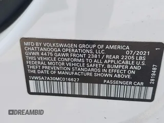 2021 Volkswagen Passat SE z VIN 1VWSA7A30MC016627, wystawiony jako IAAI lot #41904846 z przebiegiem 56 969 mil mil oraz . Historia ofert i sprzedaży dostępna na DreamBid. Obrazek 9.