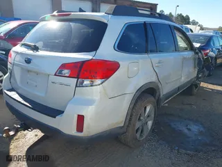 2014 Subaru Outback 2.5i Premium with VIN 4S4BRCCC9E3221989, listed as a IAAI auction lot 41246116 with 180,690 mi miles. Bid and sale history available at carsss.com. Image 4.