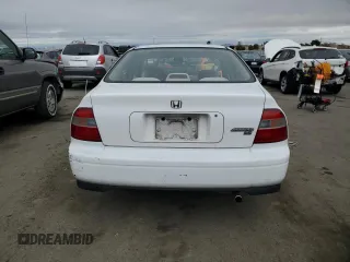 1994 Honda Accord LX w/ABS with VIN JHMCD563XRC101038, listed as a Copart auction lot 82127974 with 229,122 mi miles and Salvage Title. Bid and sale history available at carsss.com. Image 6.