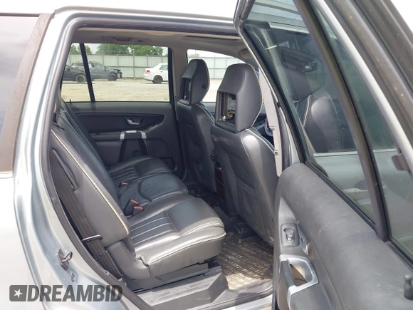 2013 Volvo XC90 Premier Plus z VIN YV4952CY2D1668000, wystawiony jako IAAI lot #42514229 z przebiegiem 173 123 mil mil oraz . Historia ofert i sprzedaży dostępna na DreamBid. Obrazek 8.