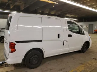 2015 Nissan NV200 SV with VIN 3N6CM0KN8FK735088, listed as a Copart auction lot 42126605 with 101,454 mi miles and Salvage Title. Bid and sale history available at carsss.com. Image 3.