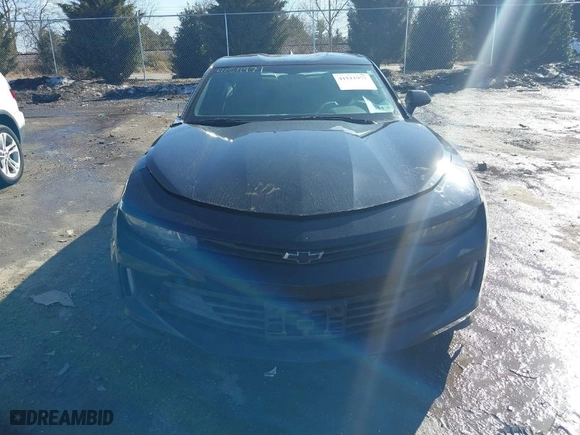 2018 Chevrolet Camaro 1LT with VIN 1G1FB1RX3J0191689, listed as a IAAI auction lot 41511971 with NaN miles. Bid and sale history available at carsss.com. Image 12.