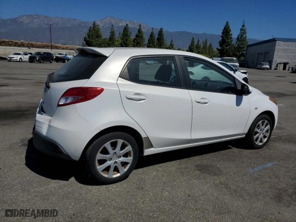 2011 Mazda Mazda2 Sport with VIN JM1DE1HZXB0101951, listed as a Copart auction lot 68288974 with 97,437 mi miles and Salvage Title. Bid and sale history available at carsss.com. Image 3.