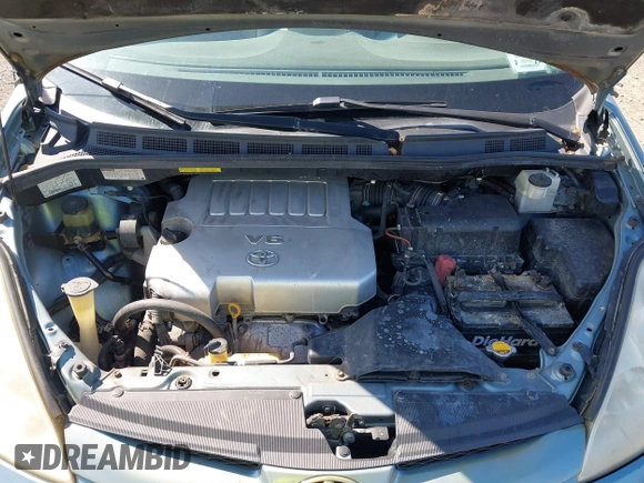 2009 Toyota Sienna CE with VIN 5TDZK23C29S275687, listed as a IAAI auction lot 42142599 with 140,729 mi miles. Bid and sale history available at carsss.com. Image 10.