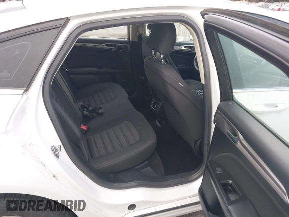2017 Ford Fusion SE with VIN 3FA6P0H75HR335912, listed as a IAAI auction lot 42141318 with 160,614 mi miles. Bid and sale history available at carsss.com. Image 8.