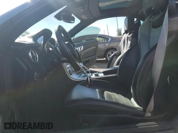 2020 Mercedes-Benz SLC 300 с VIN W1KPK3JAXLF170648, выставлен на аукционе Copart как лот 87199254 с пробегом Не указан миль и Списание • Salvage title. История ставок и продаж доступна на DreamBid. Изображение 7.