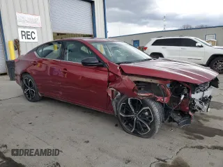 2023 Nissan Altima 2.5 SR with VIN 1N4BL4CW5PN364554, listed as a Copart auction lot 53310735 with 30,638 mi miles and Salvage Title. Bid and sale history available at carsss.com. Image 4.