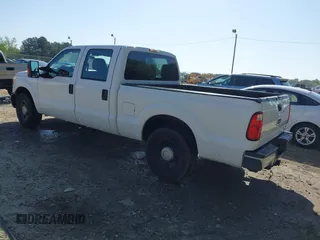 2013 Ford F-250 XL z VIN 1FT7W2A60DEB46693, wystawiony jako IAAI lot #42032373 z przebiegiem 93 900 mil mil oraz . Historia ofert i sprzedaży dostępna na DreamBid. Obrazek 3.