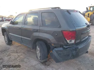 2006 Jeep Grand Cherokee Laredo with VIN 1J4GR48K06C163251, listed as a IAAI auction lot 41103169 with 186,346 mi miles. Bid and sale history available at carsss.com. Image 3.