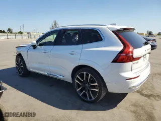 2023 Volvo XC60 Ultimate Bright Theme with VIN YV4L12DF6P1313169, listed as a Copart auction lot 48658935 with 5,829 mi miles and Salvage Title. Bid and sale history available at carsss.com. Image 2.