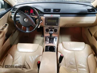 2006 Volkswagen Passat Lux with VIN WVWEK93C86P192147, listed as a Copart auction lot 78542744 with 107,593 mi miles and Salvage title. Bid and sale history available at DreamBid. Image 8.