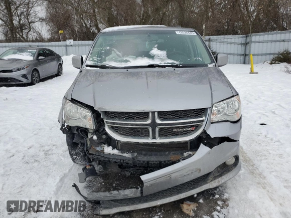 2017 Dodge Grand Caravan Crew Plus with VIN 2C4RDGDG7HR878702, listed as a Copart auction lot 43530485 with 186,791 mi miles and Clean Title. Bid and sale history available at DreamBid. Image 5.