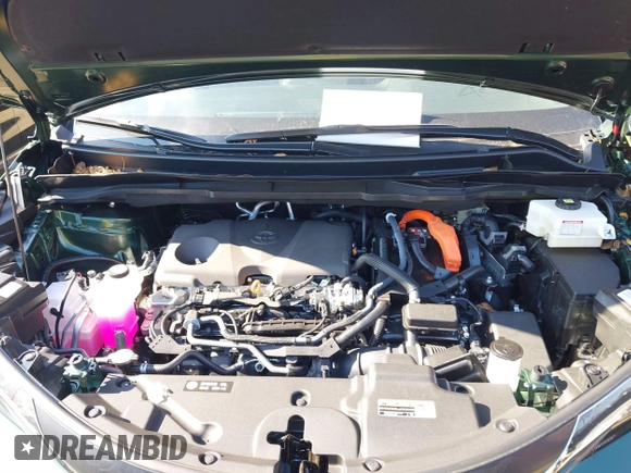 2024 Toyota Sienna XLE with VIN 5TDJSKFC2RS147426, listed as a IAAI auction lot 40587895 with 2,143 mi miles and . Bid and sale history available at DreamBid. Image 10.