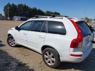 2013 Volvo XC90 Premier Plus with VIN YV4952CZ8D1632286, listed as a IAAI auction lot 42085579 with 134,009 mi miles. Bid and sale history available at carsss.com. Image 3.