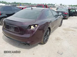2019 Maserati Ghibli z VIN ZAM57YSL8K1312731, wystawiony jako IAAI lot #42240495 z przebiegiem 31 822 mil mil oraz . Historia ofert i sprzedaży dostępna na DreamBid. Obrazek 4.