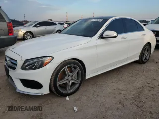 2015 Mercedes-Benz C-Class C 400 with VIN 55SWF6GB6FU028218, listed as a Copart auction lot 47125345 with 100,084 mi miles and Clean Title. Bid and sale history available at carsss.com. Image 1.