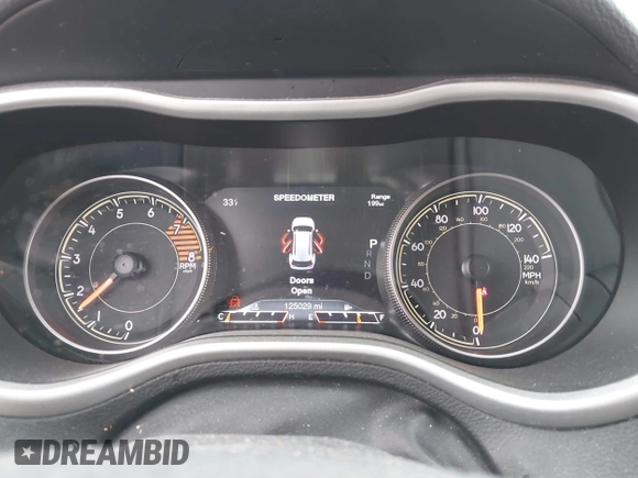 2016 Jeep Cherokee Trailhawk with VIN 1C4PJMBS6GW113069, listed as a IAAI auction lot 41757725 with 125,029 mi miles. Bid and sale history available at carsss.com. Image 7.