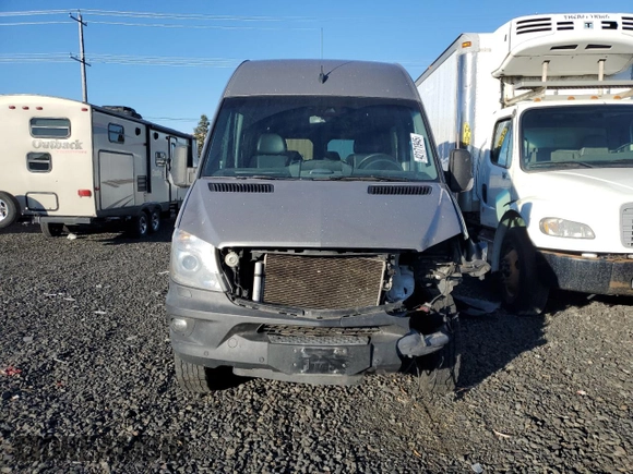 2017 Mercedes-Benz Sprinter with VIN WDZFE7CD9HP389548, listed as a Copart auction lot 42171945 with 126,113 mi miles and Salvage Title. Bid and sale history available at DreamBid. Image 5.