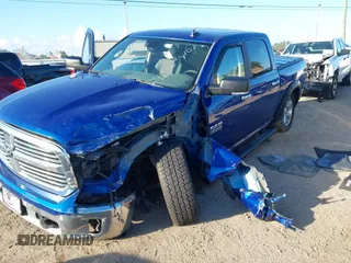 2017 Ram 1500 Big Horn z VIN 3C6RR7LT1HG613738, wystawiony jako IAAI lot #42263410 z przebiegiem 168 816 mil mil oraz . Historia ofert i sprzedaży dostępna na DreamBid. Obrazek 6.