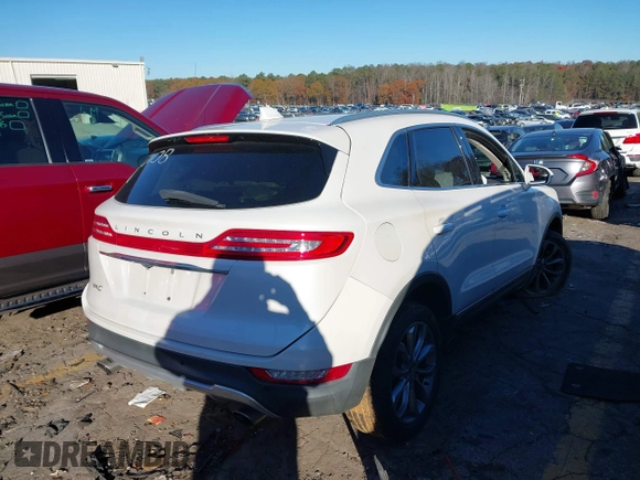 2019 Lincoln MKC Select z VIN 5LMCJ2D9XKUL17108, wystawiony jako IAAI lot #41045354 z przebiegiem 109 798 mil mil oraz . Historia ofert i sprzedaży dostępna na DreamBid. Obrazek 4.