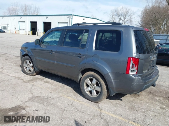 2011 Honda Pilot EX-L with VIN 5FNYF4H51BB065906, listed as a IAAI auction lot 41956370 with 233,977 mi miles and . Bid and sale history available at DreamBid. Image 3.