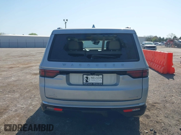 2022 Jeep Wagoneer Series III with VIN 1C4SJVDT4NS144766, listed as a IAAI auction lot 42013510 with 18,954 mi miles and . Bid and sale history available at DreamBid. Image 17.