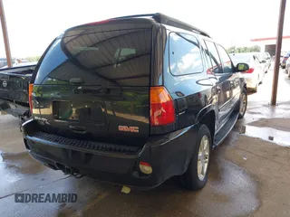 2006 GMC Envoy Denali z VIN 1GKES66M566127558, wystawiony jako IAAI lot #42462269 z przebiegiem 167 046 mil mil oraz . Historia ofert i sprzedaży dostępna na DreamBid. Obrazek 4.