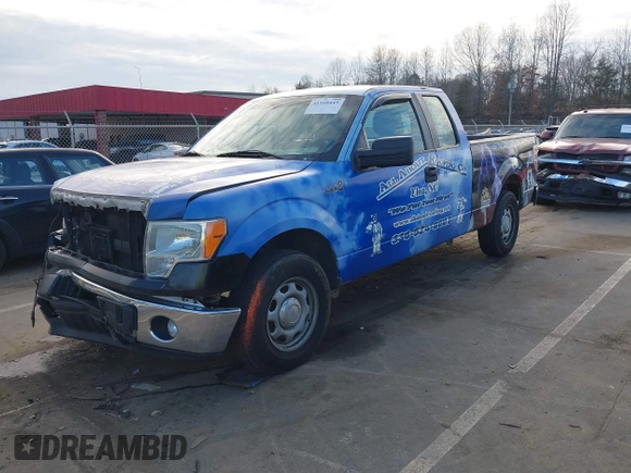 2014 Ford F-150 XL with VIN 1FTFX1CF9EKF39644, listed as a IAAI auction lot 41160445 with 239,110 mi miles. Bid and sale history available at carsss.com. Image 17.