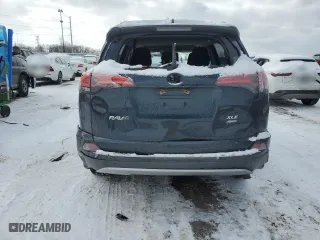 2018 Toyota RAV4 XLE with VIN JTMRFREV5JJ251879, listed as a Copart auction lot 45246185 with 44,135 mi miles and Clean Title. Bid and sale history available at carsss.com. Image 6.