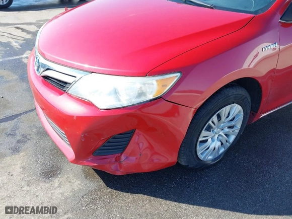 2013 Toyota Camry Hybrid LE with VIN 4T1BD1FK1DU077613, listed as a IAAI auction lot 41733735 with 171,233 mi miles. Bid and sale history available at carsss.com. Image 6.