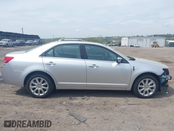 2012 Lincoln MKZ with VIN 3LNHL2GC3CR801477, listed as a IAAI auction lot 42127292 with 43,237 mi miles and . Bid and sale history available at DreamBid. Image 12.