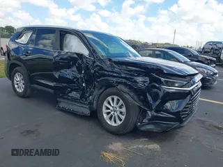 2024 Toyota Highlander XLE with VIN 5TDAAAA55RS000832, listed as a IAAI auction lot 42525519 with 13,117 mi miles and . Bid and sale history available at DreamBid. Image 1.