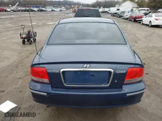 2004 Hyundai Sonata GLS with VIN KMHWF35H94A065434, listed as a IAAI auction lot 41527880 with 137,357 mi miles. Bid and sale history available at carsss.com. Image 17.