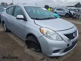 2012 Nissan Versa SL with VIN 3N1CN7AP6CL897158, listed as a IAAI auction lot 41729588 with 98,534 mi miles. Bid and sale history available at carsss.com. Image 1.