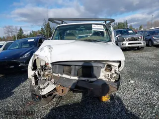 2000 Ford Ranger XL with VIN 1FTYR10C0YTB40536, listed as a IAAI auction lot 41132673 with 254,905 mi miles. Bid and sale history available at carsss.com. Image 11.