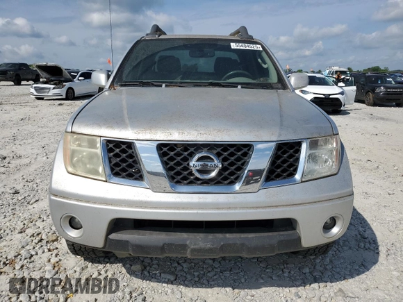 2006 Nissan Frontier SE z VIN 1N6AD07W76C470825, wystawiony jako Copart lot #55404525 z przebiegiem 195 732 mil mil oraz Czysty tytuł • Clean title. Historia ofert i sprzedaży dostępna na DreamBid. Obrazek 5.