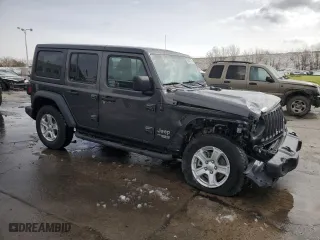 2020 Jeep Wrangler Unlimited Sport S with VIN 1C4HJXDG5LW179265, listed as a Copart auction lot 49832725 with 41,276 mi miles and Salvage Title. Bid and sale history available at carsss.com. Image 4.