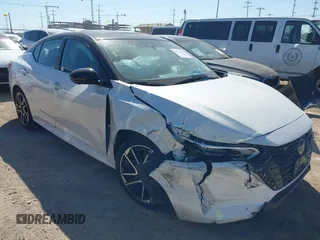 2025 Nissan Sentra SR с VIN 3N1AB8DV3SY267437, выставлен на аукционе IAAI как лот 42531663 с пробегом 11 954 миль миль и . История ставок и продаж доступна на DreamBid. Изображение 1.