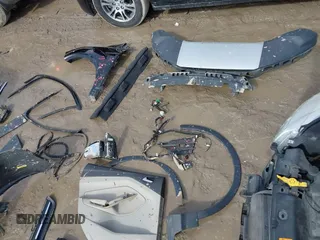 2013 Ford Escape SE с VIN 1FMCU0GX0DUD08753, выставлен на аукционе IAAI как лот 41674828 с пробегом 149 850 миль миль и . История ставок и продаж доступна на DreamBid. Изображение 20.