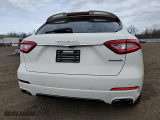 2017 Maserati Levante S with VIN ZN661YUS6HX217541, listed as a Copart auction lot 48803675 with 82,605 mi miles and Salvage Title. Bid and sale history available at carsss.com. Image 6.