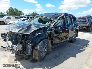 2017 Nissan Pathfinder SV with VIN 5N1DR2MN1HC688055, listed as a IAAI auction lot 40327852 with 118,701 mi miles. Bid and sale history available at carsss.com. Image 17.